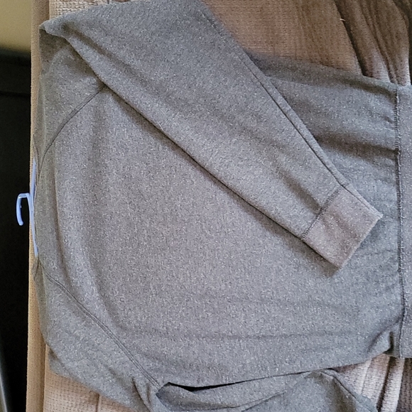 Unisex Batman sweatshirt size small - Picture 3 of 3